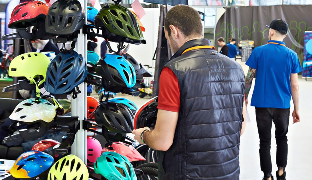 Gear-Up_-Essential-Accessories-for-Your-Motocross-Adventure